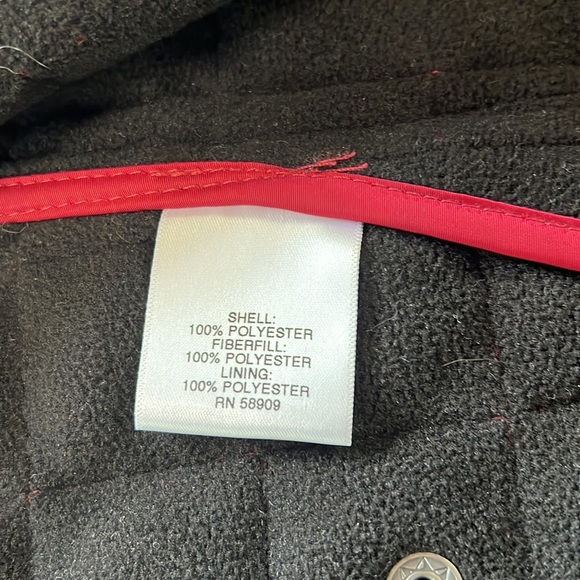 Daniel Cremiuex red vest.  Size XL - Picture 10 of 12